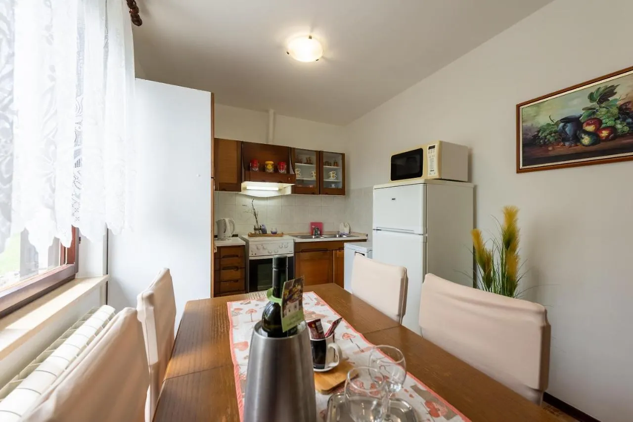 Chiara1-Apartments Matulji Apartment